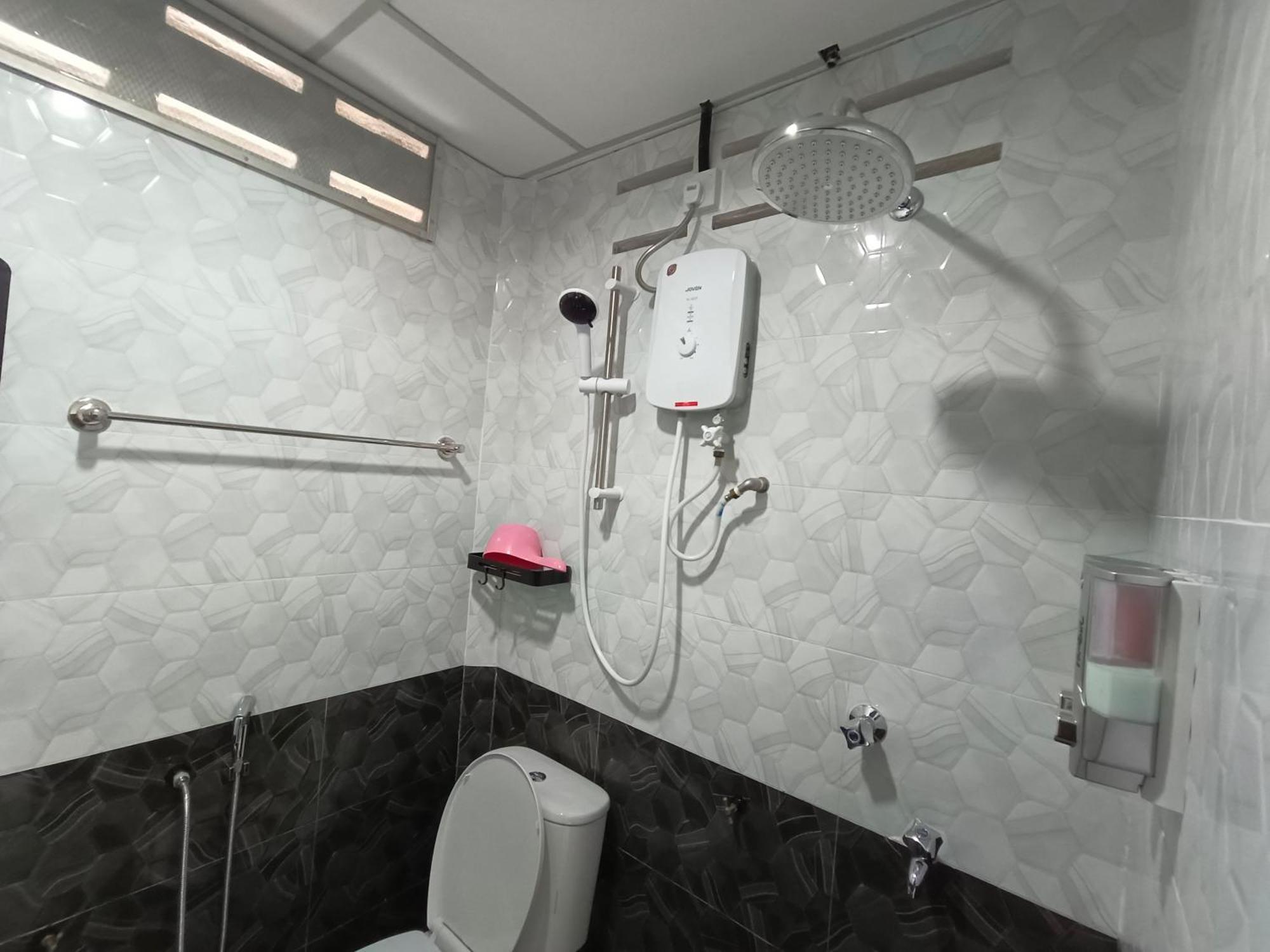מראנג Roomstay Nimaza Bilik 1 מראה חיצוני תמונה